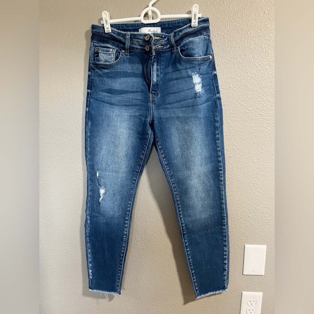 KanCan Women’s Distressed Blue Jeans